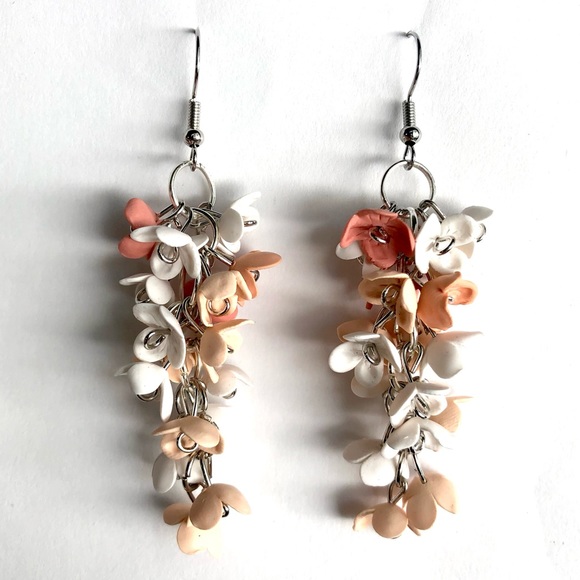 Jewelry - Handmade flower cluster earrings